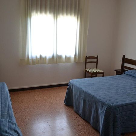 Hostal L'Esplai Viladamat Exteriér fotografie